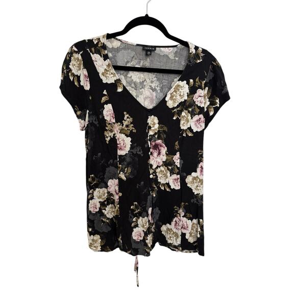 Torrid Top Women M 00 Stretch Challis Lace Up Back Blouse Monotone Floral V-Neck - Picture 3 of 7